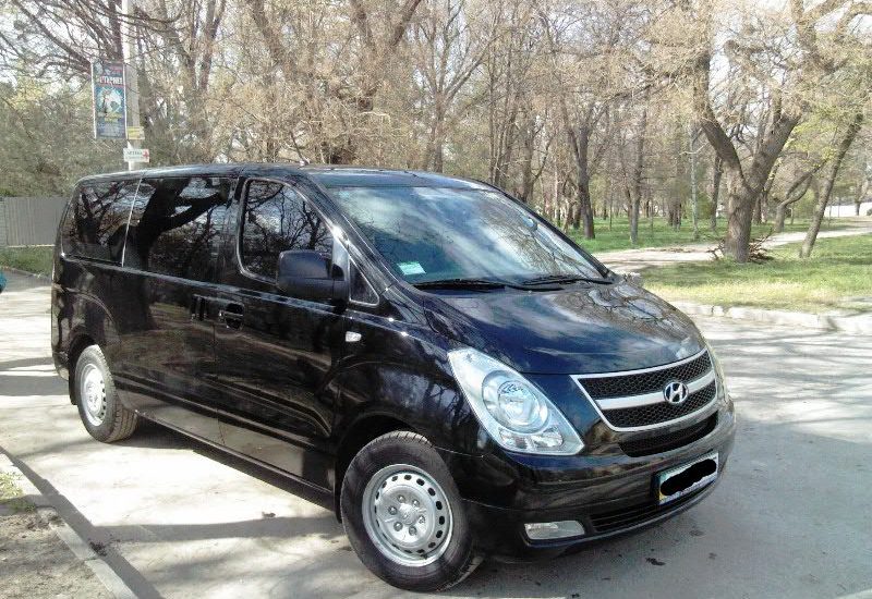 Hyundai H1 2011